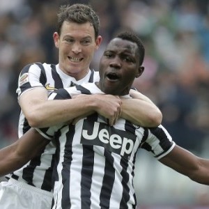 Lichtsteiner_Asamoah_Juventus-300x300.jpg