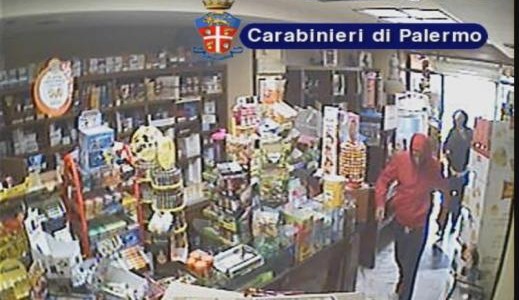 Palermo, violenta rapina ad un tabacchi: un arresto$