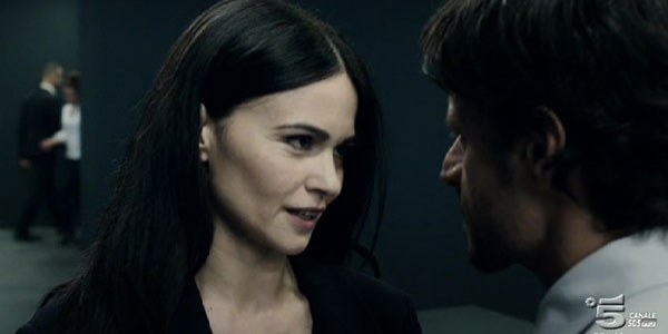 emma-torna-a-lavorare-fuoco-amico