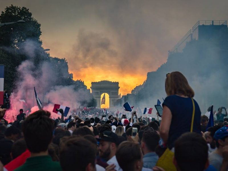 Risultati immagini per disordini a parigi foto